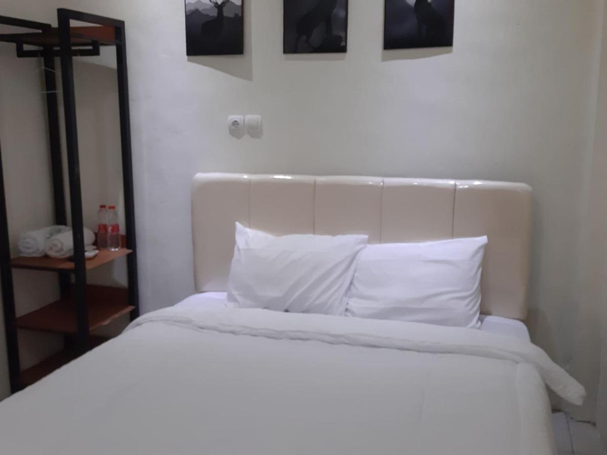 Hotel Spot On 92466 Adam Kost Syariahnearwisata Jembatan Barito Banjarmasin  Exterior foto